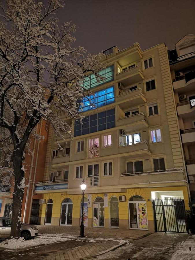 Smiley 2 - Subotica Centar Lejlighed Eksteriør billede